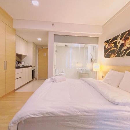 Straits Suite By C Homestay Malacca Exteriör bild