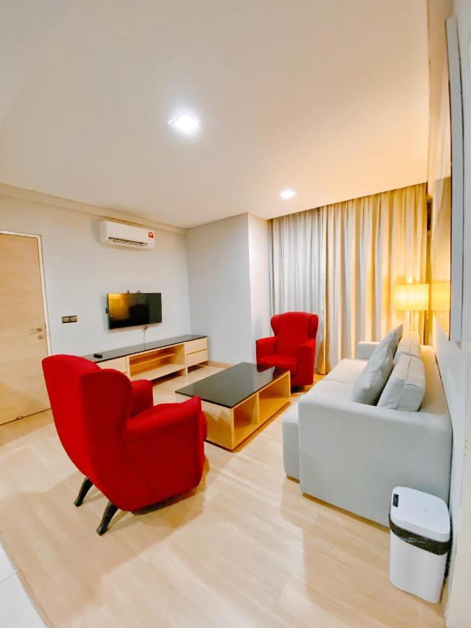 Straits Suite By C Homestay Malacca Exteriör bild
