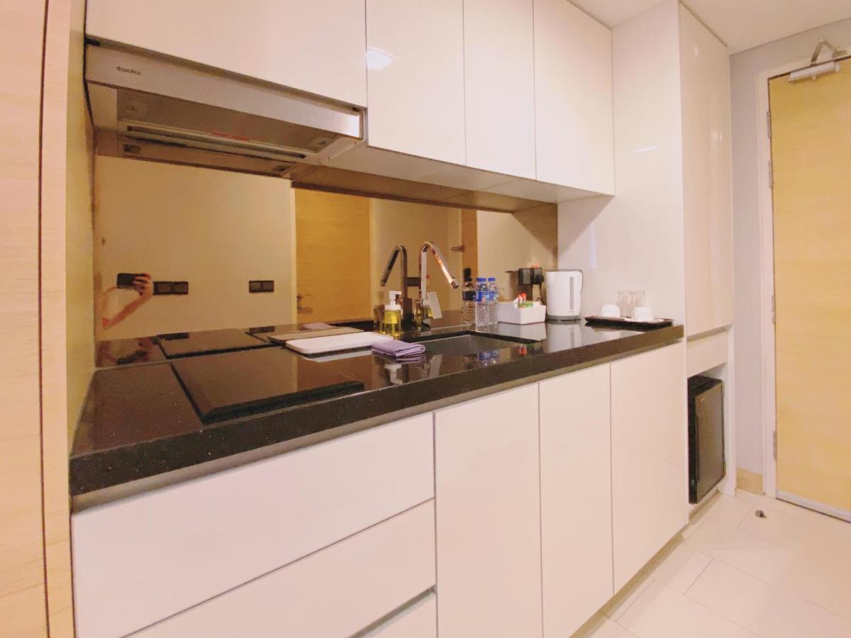 Straits Suite By C Homestay Malacca Exteriör bild