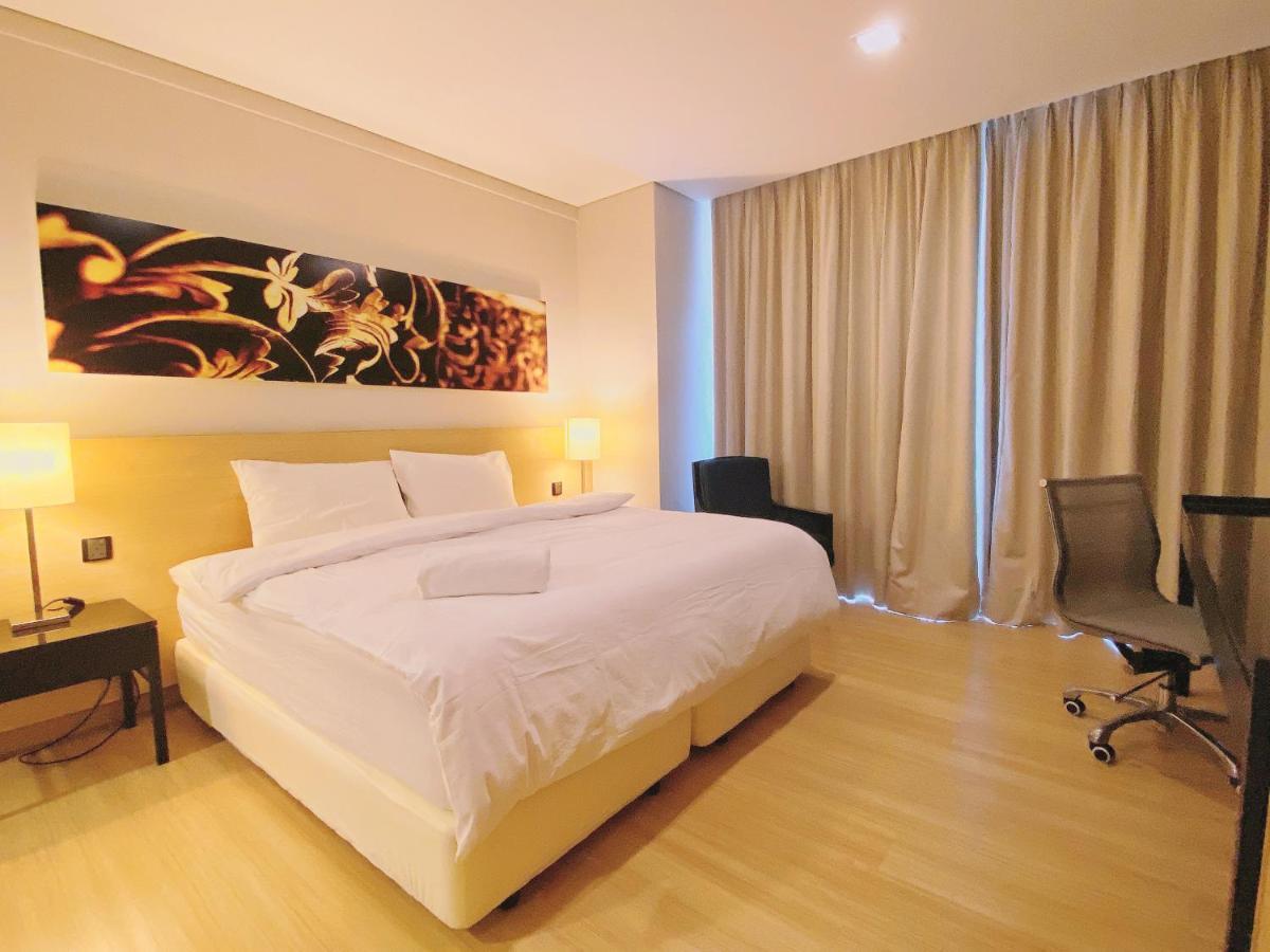 Straits Suite By C Homestay Malacca Exteriör bild
