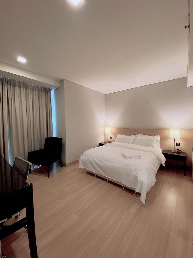 Straits Suite By C Homestay Malacca Exteriör bild